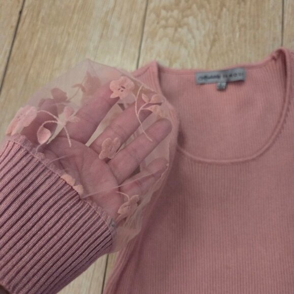 Absolutely Famous Pink Ribbed Blouse - Picture 4 of 8